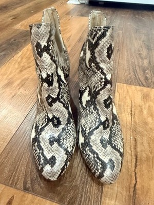 : Steve Madden Rookie Snakeskin Cutout Ankle Boots Women s 8.5M Block Heel