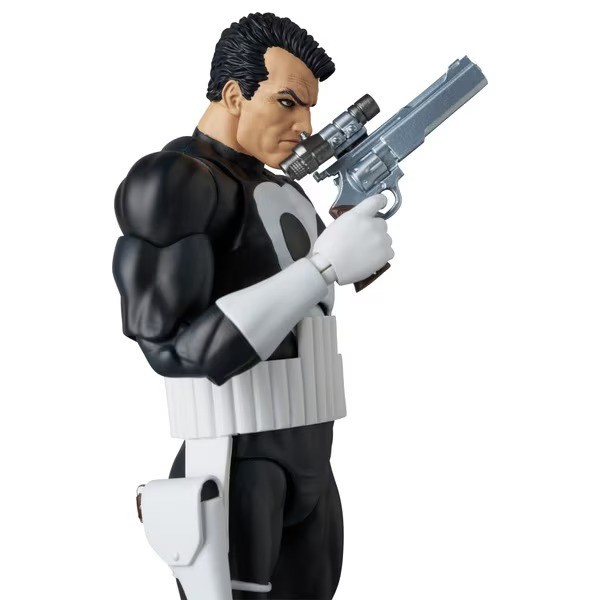 MAFEX No.136 The Punisher Comic Ver. Figure MEDICOM TOY JAPAN June