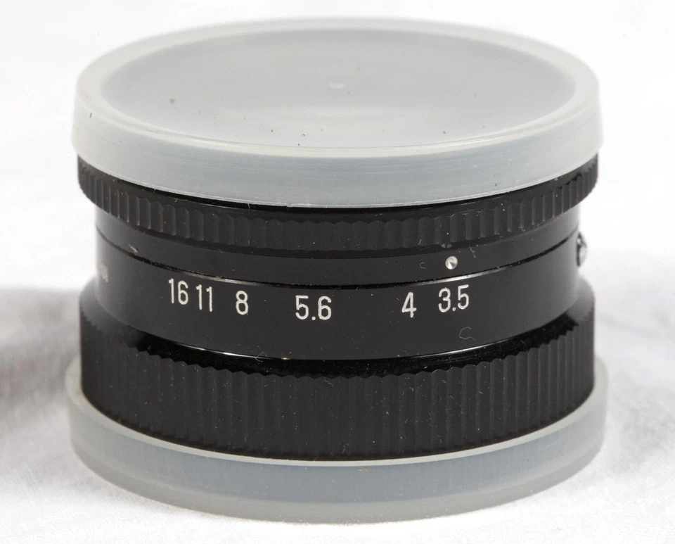 Nuevo objetivo agrandador de fotos Prinz 75 mm f/3,5 cuarto oscuro con tapas en caja original Foto 3 de 4