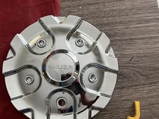 #J 1) AKUZA  CENTER CAP  CHROME WHEELS CENTER CAP EMR0822-CAR-CAP LG0807-16