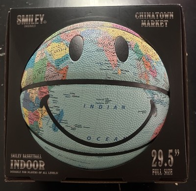 Chinatown Market Smiley Originals Basketball 29.5'' Globe Indoor Size 7