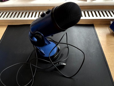 Logitech for Creators Blue Yeti USB-Mikrofon - Midnight Blue Edition (gebraucht)