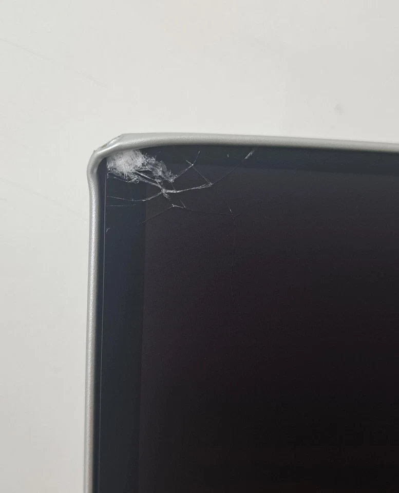 SAMSUNG 27 Odyssey QD-OLED G6 (G60SD) Series Gaming Monitor *READ* - Image 4 of 4