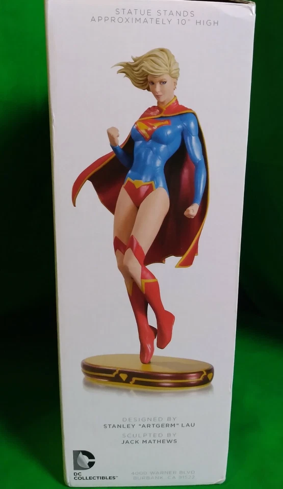 DC Collectibles DC Comics Cover Girls Supergirl Statue # 2870/5000 Sideshow NIB  - Image 2 of 4