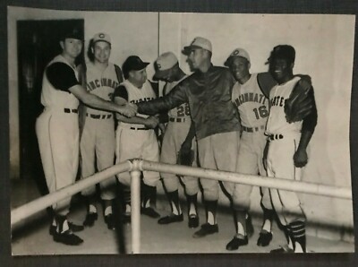 ORIGINAL CIRCA 1962 11'' X 14'' BW  PHOTO STUART TURNER BURGESS PINSON HUTCH +++++