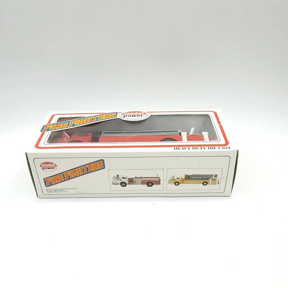 MODEL POWER O-SCALE FIRE FIGHTERS TOWER LADDER TRUCK No7968 - Image 2 of 4