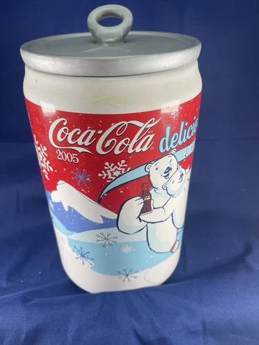 Vtg Coca-Cola Polar Bears Pop Can Shaped Ceramic Cookie Jar Coke Christmas 2005