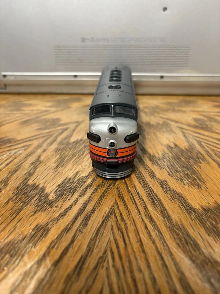 Unidades Stewart NOS F7 AB. Estilo Viuda Negra SP. DCC Ready Foto 2 de 4