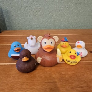 Lilalu 8 X 8 Cm / 50 G Guardia Di Raccolta E Bagnetto Toy Rubber Duck