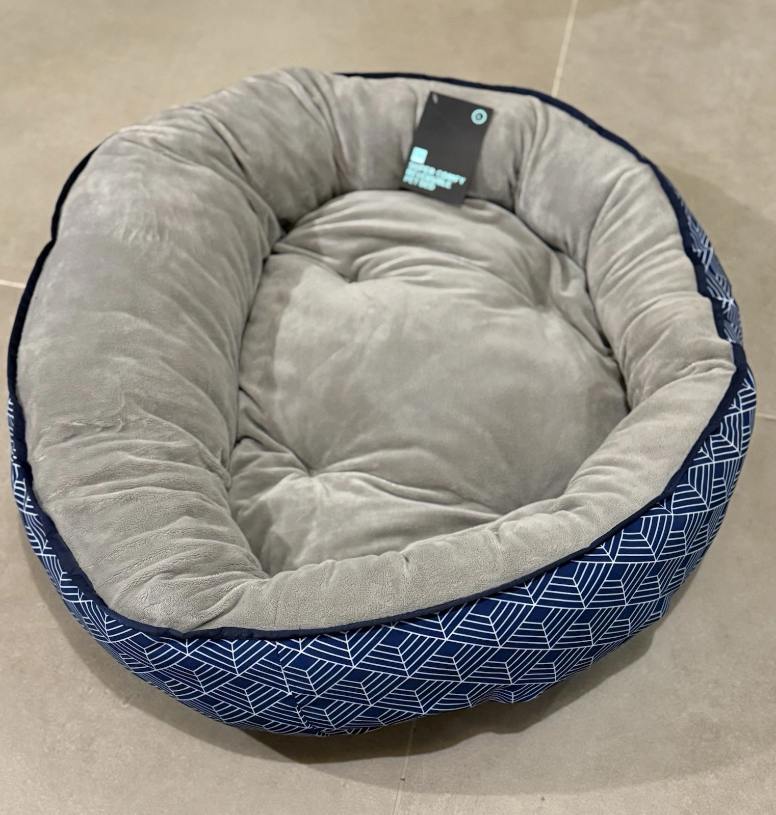 FuzzYard Reversible Dog Bed L 75x80cm Grey Blue Plush Washable Pet Bed New UK