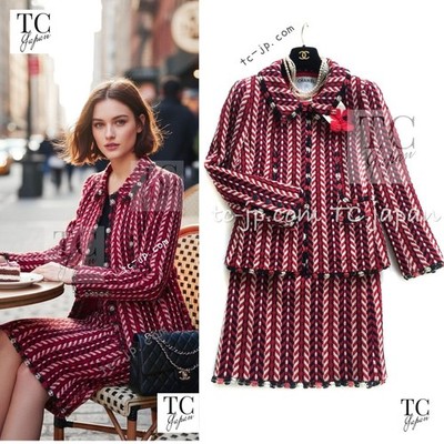 CHANEL 04A Red Tricolore CC Logo Trim Jacket Skirt Suit Camellia Brooch 34 US2