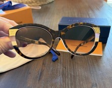 LOUIS VUITTON Sunglasses Light Tortoiseshell Z1858E - Excellent Condition