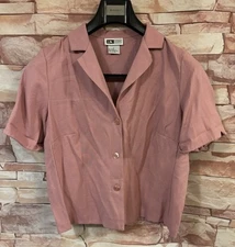 I.N. Studio Pink Short Sleeved Button Up Blouse. Size: XL.