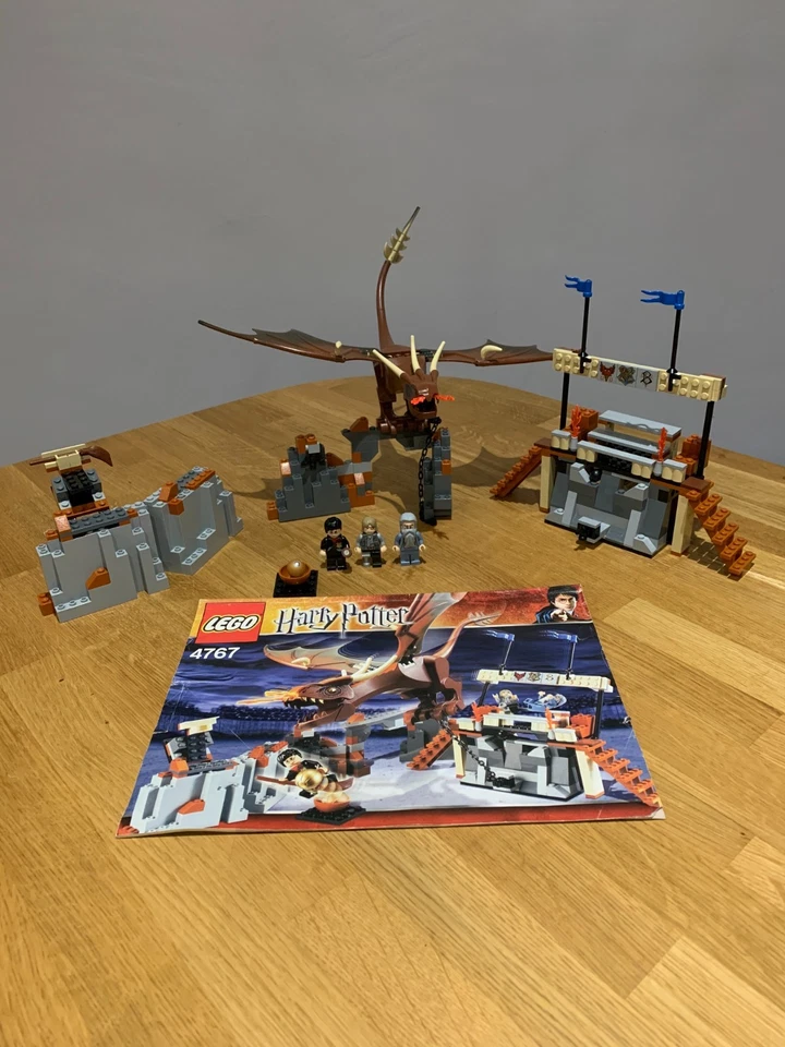 LEGO Harry Potter 4767 Harry and the Hungarian Horntail, photo 1 of 5