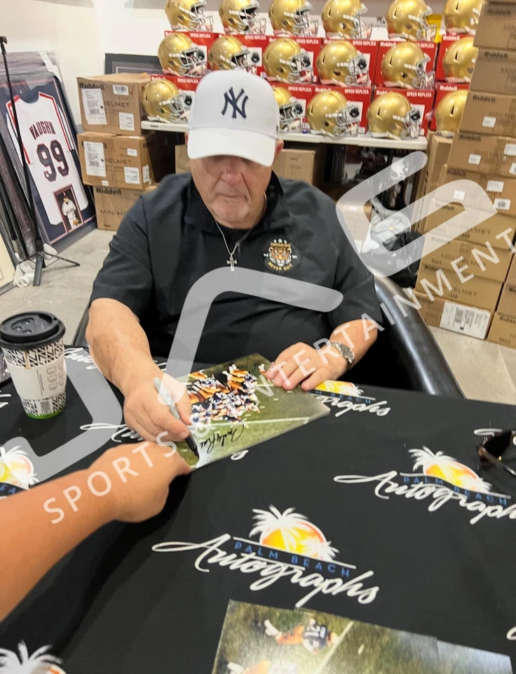 Rudy Ruettiger autographed signed 8x10 photo Notre Dame Fighting Irish JSA COA - Image 2 of 2