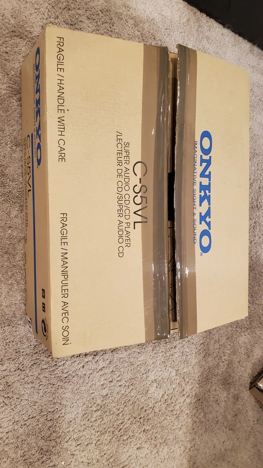 Onkyo C-S5VL Audiophile SACD/CD Player WITH REMOTE and BOX - Image 3 of 4