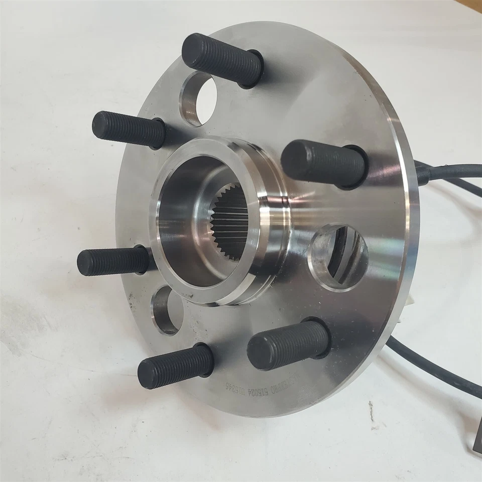 Conjunto de buje de rueda delantera para Chevy y GMC 95-00 O'Reilly MasterPro 515024 Foto 2 de 4