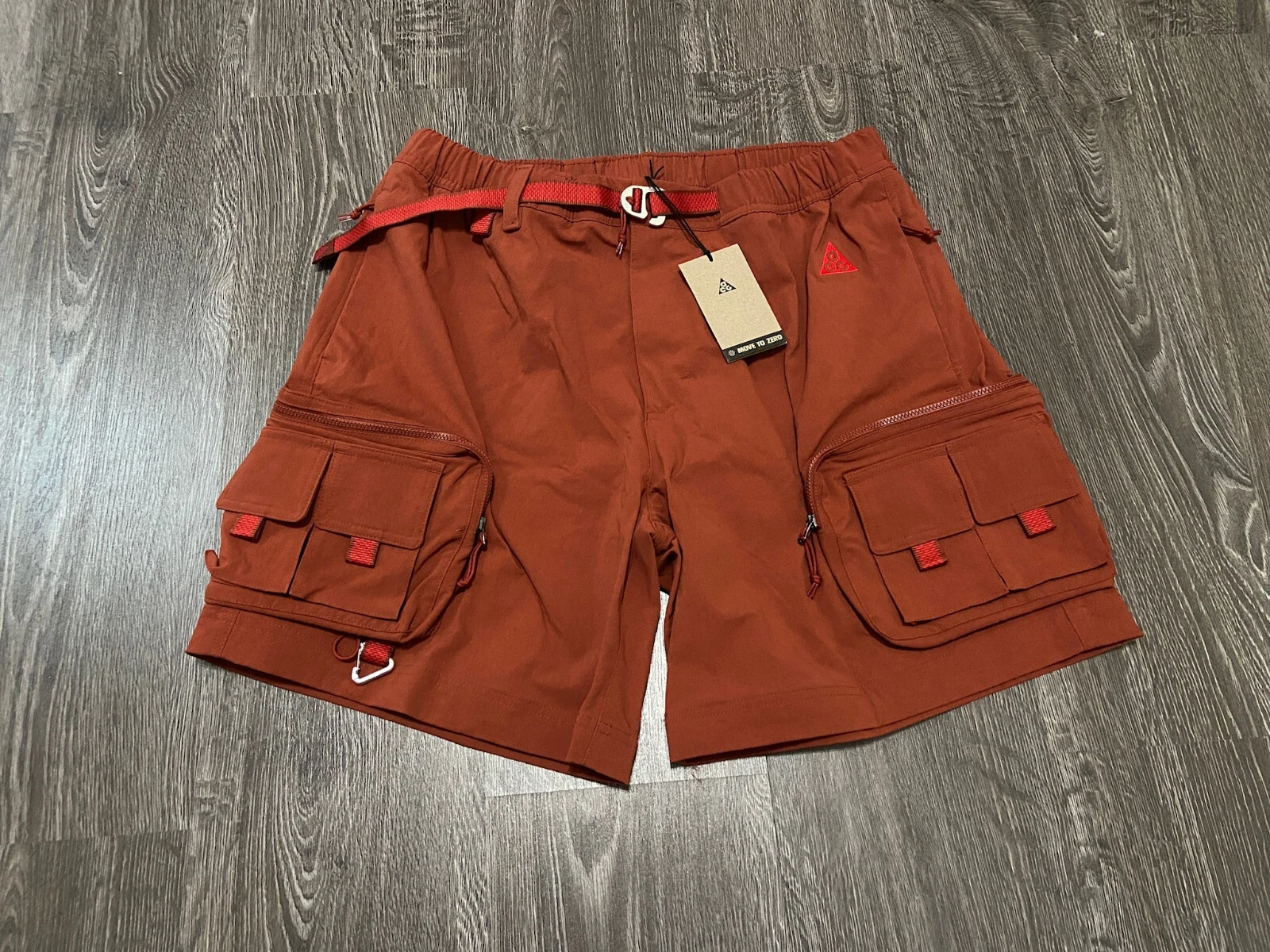 Men's Nike ACG Outdoor Hiking Cargo Shorts Dark Rust Redstone DH8347-670 L NEW
Opens in a new window