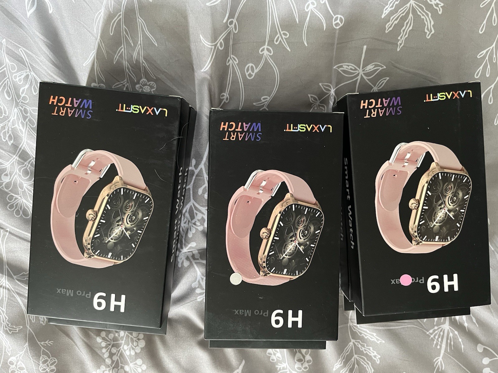 Smart Fitness Tracker Watch with Heart Rate Monitor-image