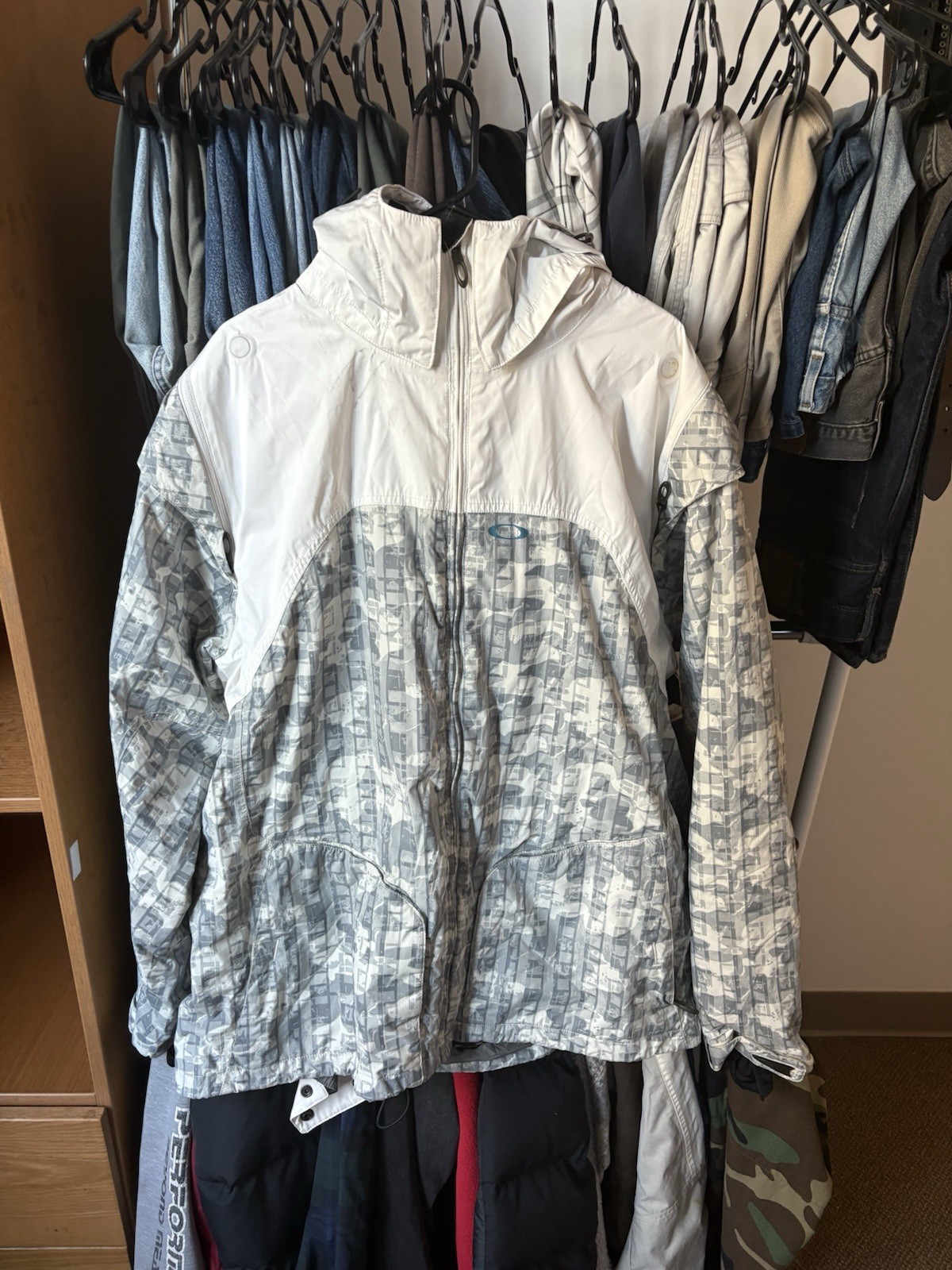 Chaqueta de software Oakley para hombre vintage gris/negro, esquí de snowboard, Gorpcore