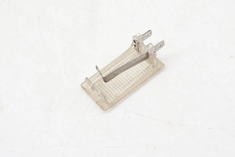 VW CABRIOLET 1985-1993 - Luz interior 331947113 Foto 2 de 3