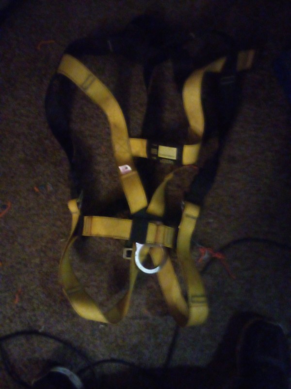 Guardian Fall Protection Full Body Safety Harness w/ D-Ring Size M-L
