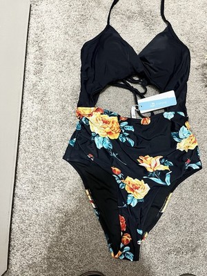 New Cupshe Women s Size M Black Floral Halter Cutout Twisted One Piece Swim Suit