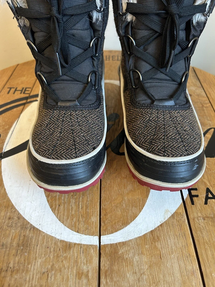 Bota Sorel Tivoli Espiga Marrón Tobillo Con Cordones LL5179-202 Para Mujer Talla US 6  Foto 2 de 4