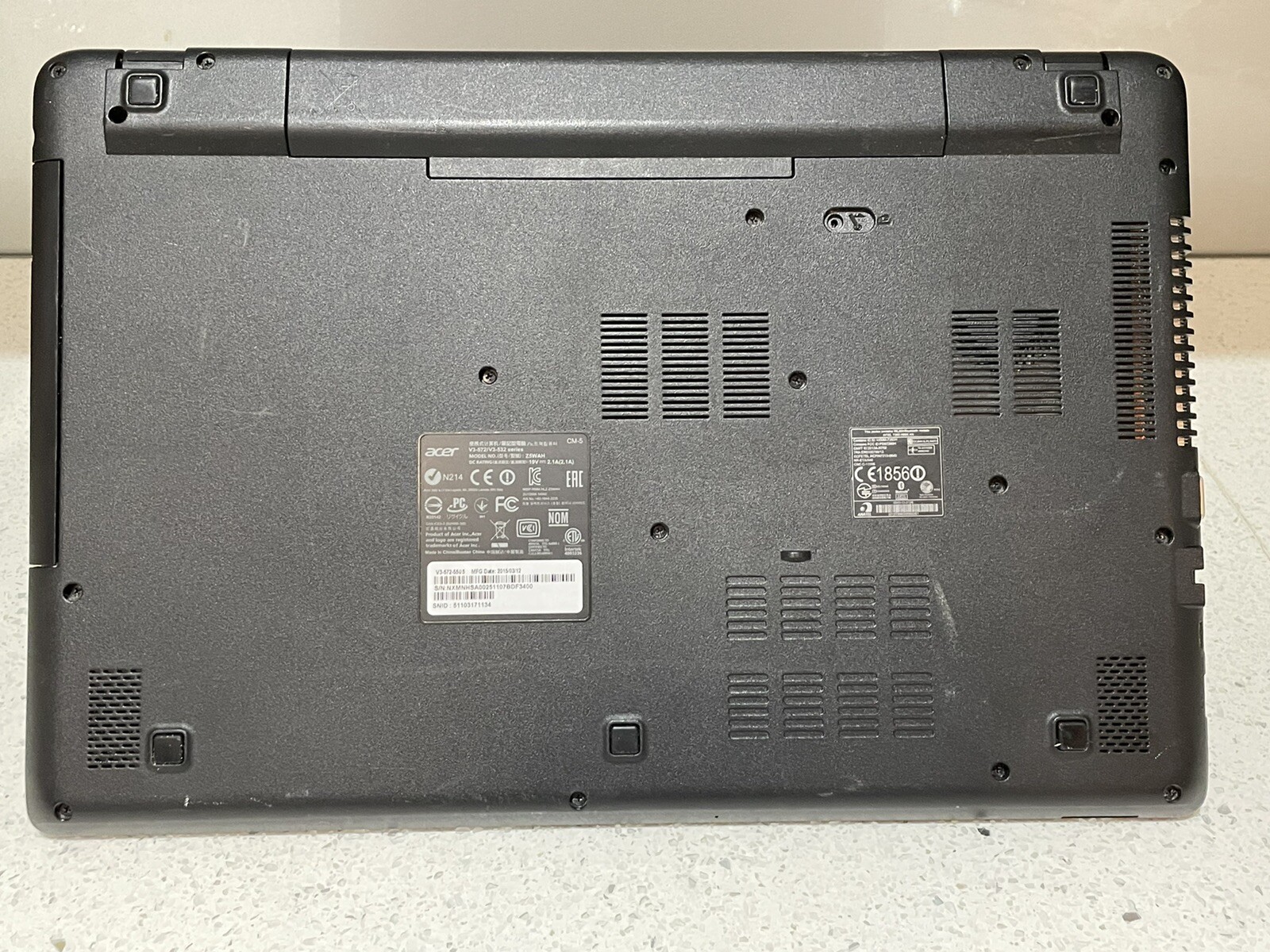 Acer Aspire V i5 5200U 2.2GHz Notebook V3-572 8GB 1TB HDD 15.6” 2G Video Win8 - Picture 7 of 12
