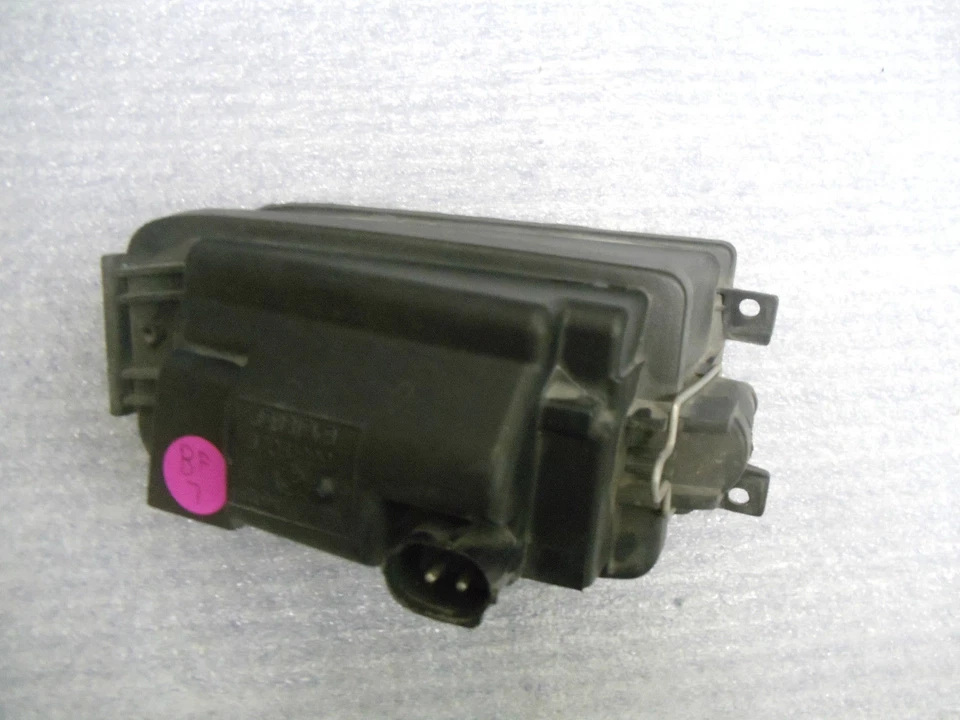 Faro antiniebla izquierdo bmw 528i, 540i, Z3 1995-2000 63178377383 Foto 3 de 4