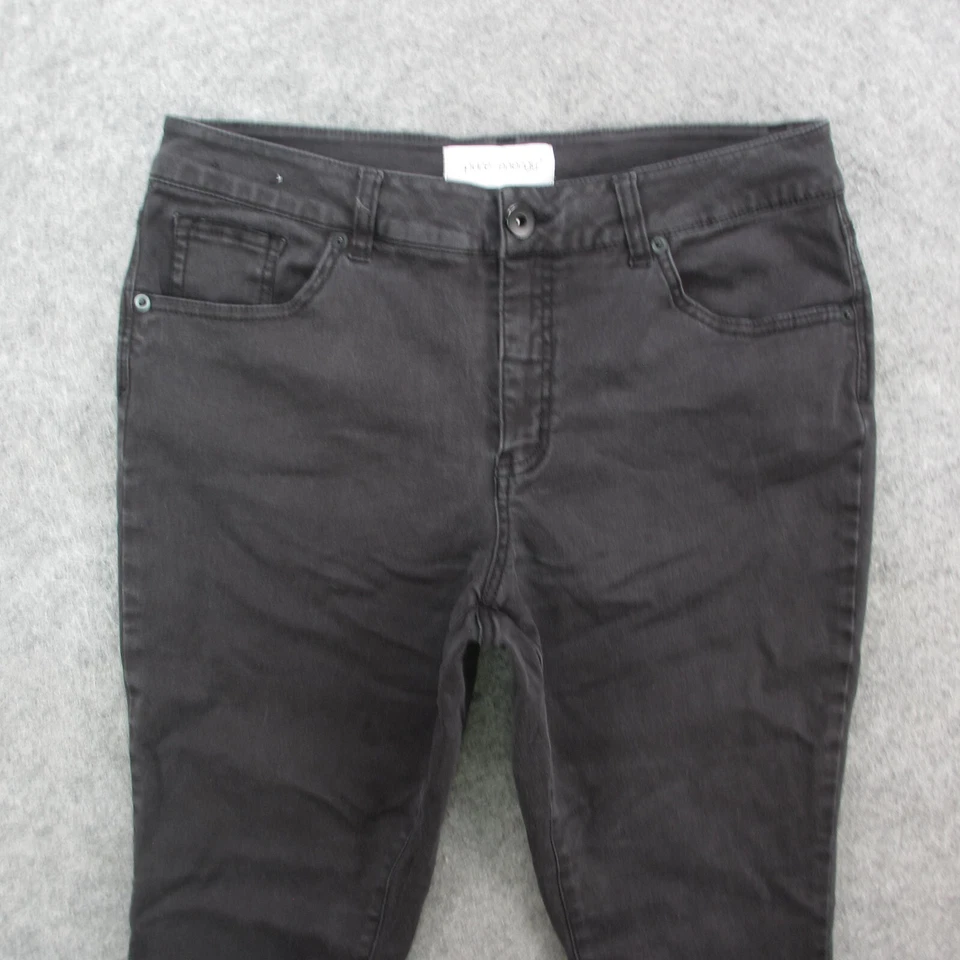 Pantalones de mezclilla para mujer Pure Energy de 18 W negros lavados oscuros tiro alto Foto 2 de 4