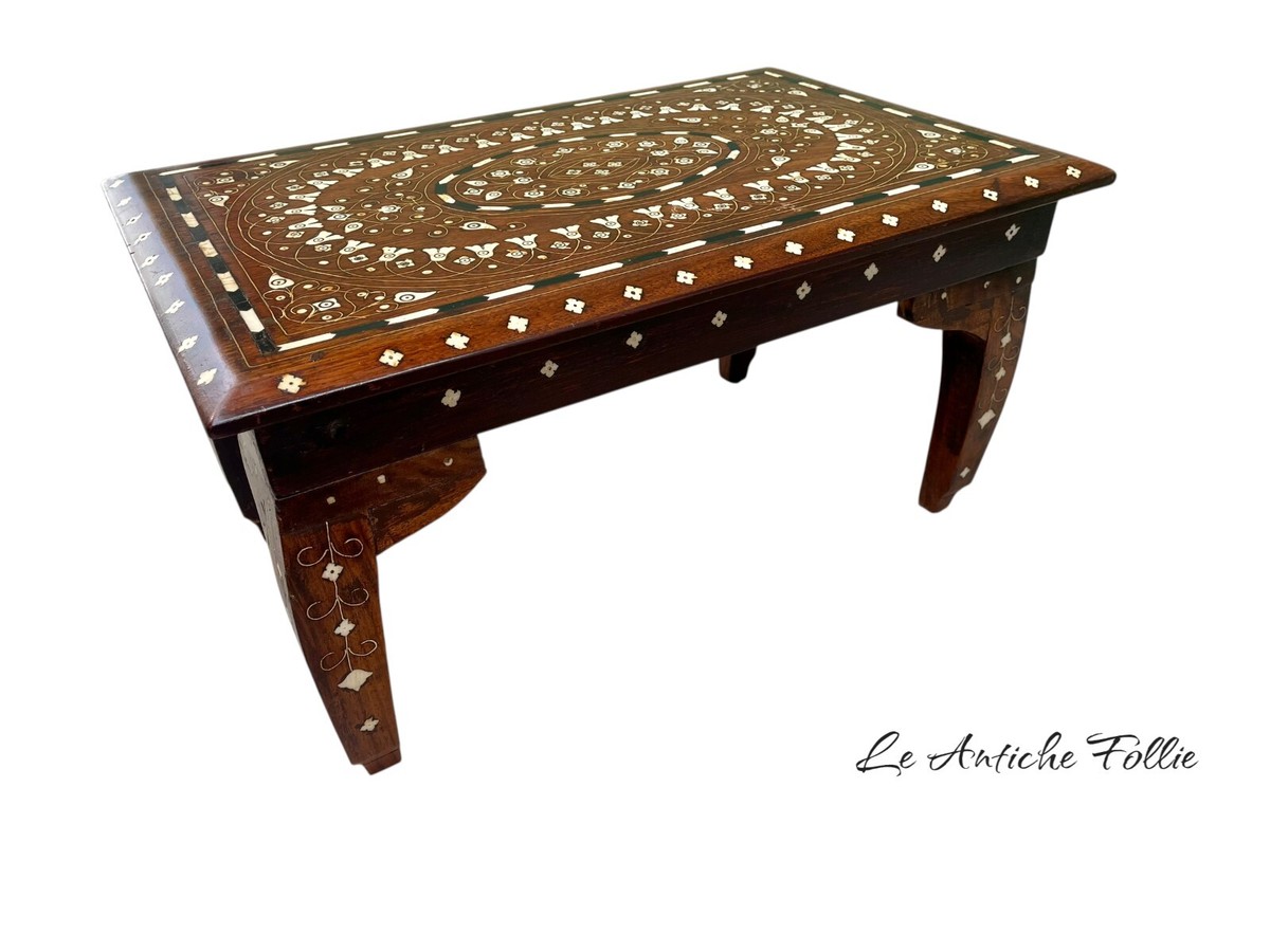 Tavolino Orientale Ilias Casa Moro - Legno Con Intarsi In Ottone, Diametro 46 Cm, Stile Marocchino Vintage
