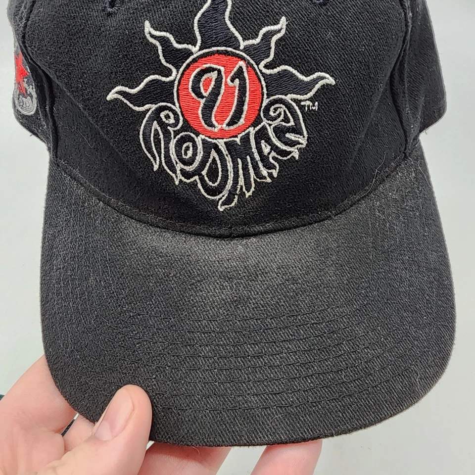 Gorra De Colección Dennis Rodman Converse Tribal Sun NBA Chicago Bulls 91 RARA Foto 3 de 4