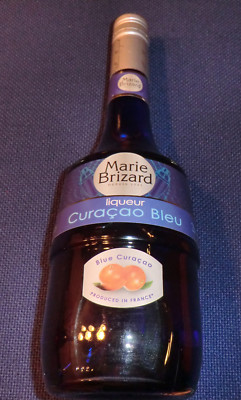 25 /L Marie Brizard Blue Curacao Liqueur Likör 0,7 Liter Alk. 25% Vol.