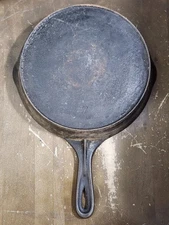 ANTIQUE / VINTAGE CAST IRON PAN NO 7 FRY PAN SKILLET WITH HEAT RING