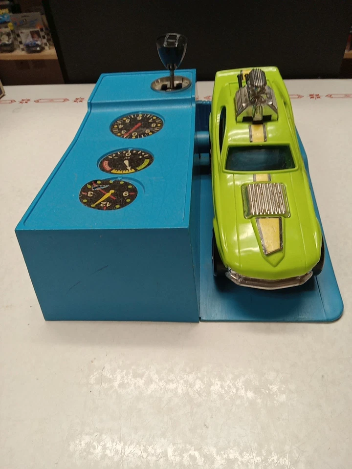 Hasbro Stick Shifters Ford Boss Mustang Green Plastic - Image 3 of 4