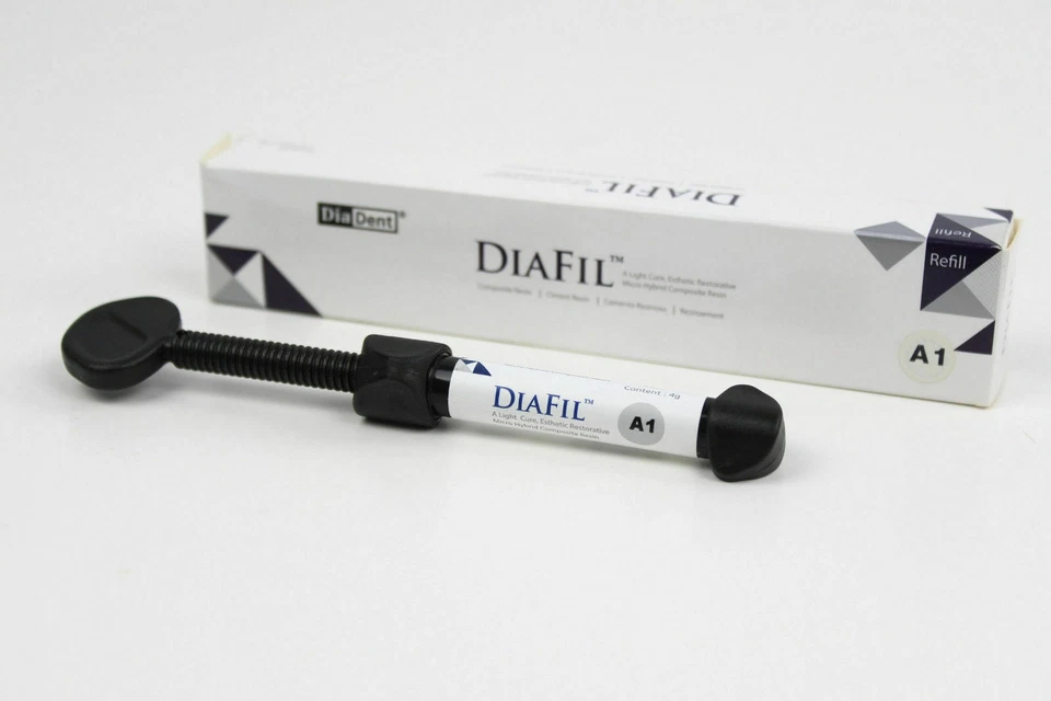 DIADENT Komposit Composite Feinsthybrid Zahnfüllung Farbe Spritze Composit