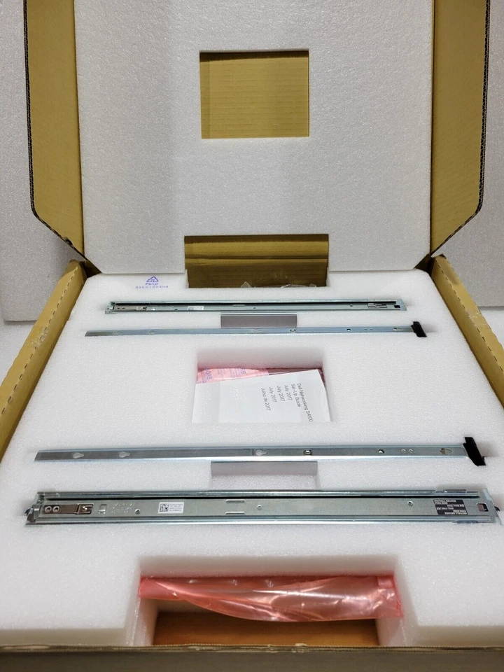 Dell Networking S4128F-ON 28 SFP+ Port 10Gbps Ethernet Switch with 2xPSU OS10 - Image 2 of 4