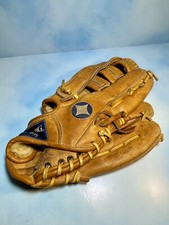 Spalding Player Series Softball Glove Right Hand Throw Deep Formed Pocket 42-651