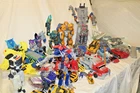 Huge Lot of Assorted Vintage Transformers Bumblebee, Optimus Prime & More AS IS