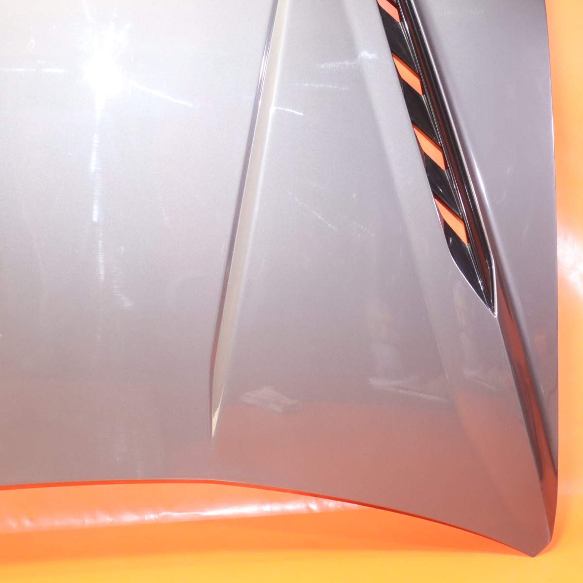 Lamborghini Urus 2023-2024 Engine lid