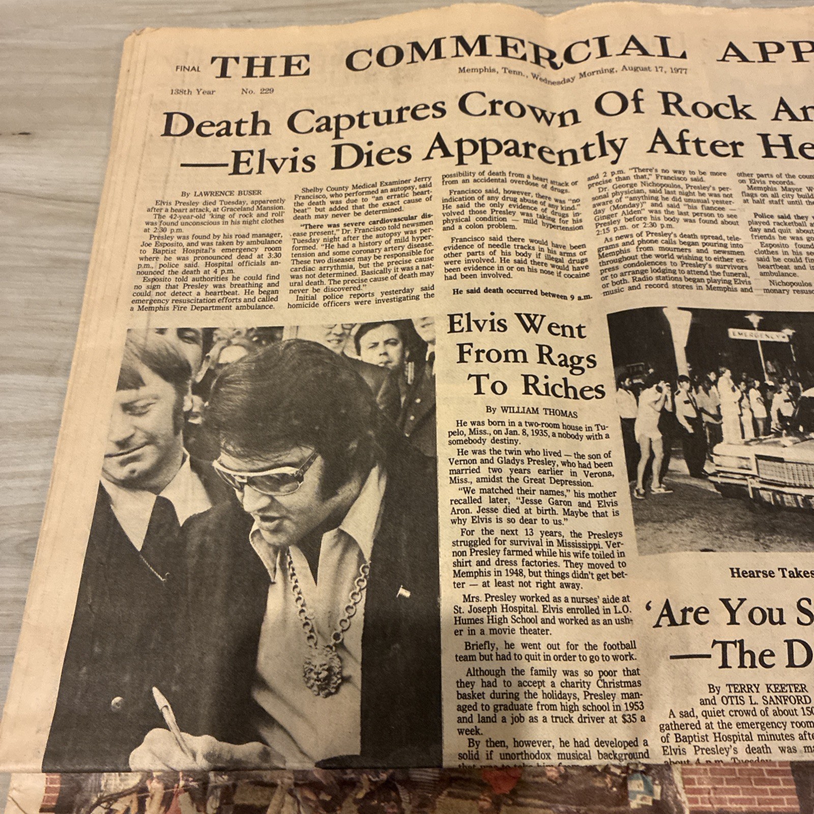 DEATH of ELVIS PRESLEY NEWSPAPER, MEMPHIS PRESS-SCIMITAR,  August 17, 1977
