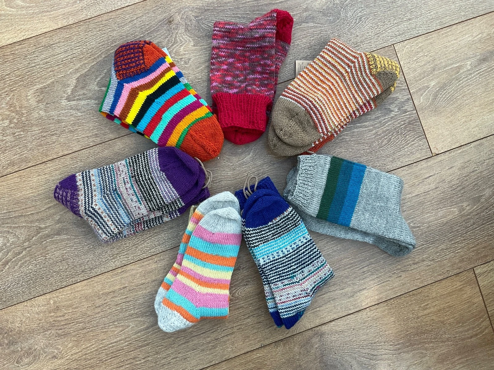 Handknitted socks for CANCER RESEARCH