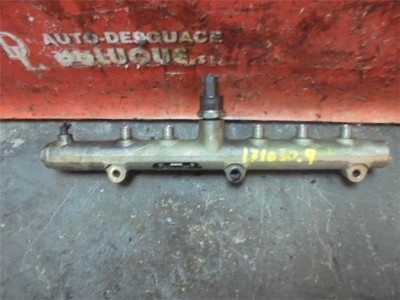 EINSPRITZDÜSEN DÜSENSTOCK - - Kia Sorento 2.5 CRDi D4CB 2005 0445214061