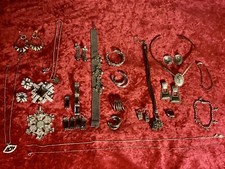 COSTUME JEWELRY LOT Silver Tone NECKLACE/EARRING SETS, BRACELETS, 25  Pieces
