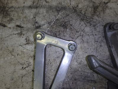1995 Kawasaki ZX7-R ZX7R ZX7 ZX750 L Passenger Foot Rest Footrest