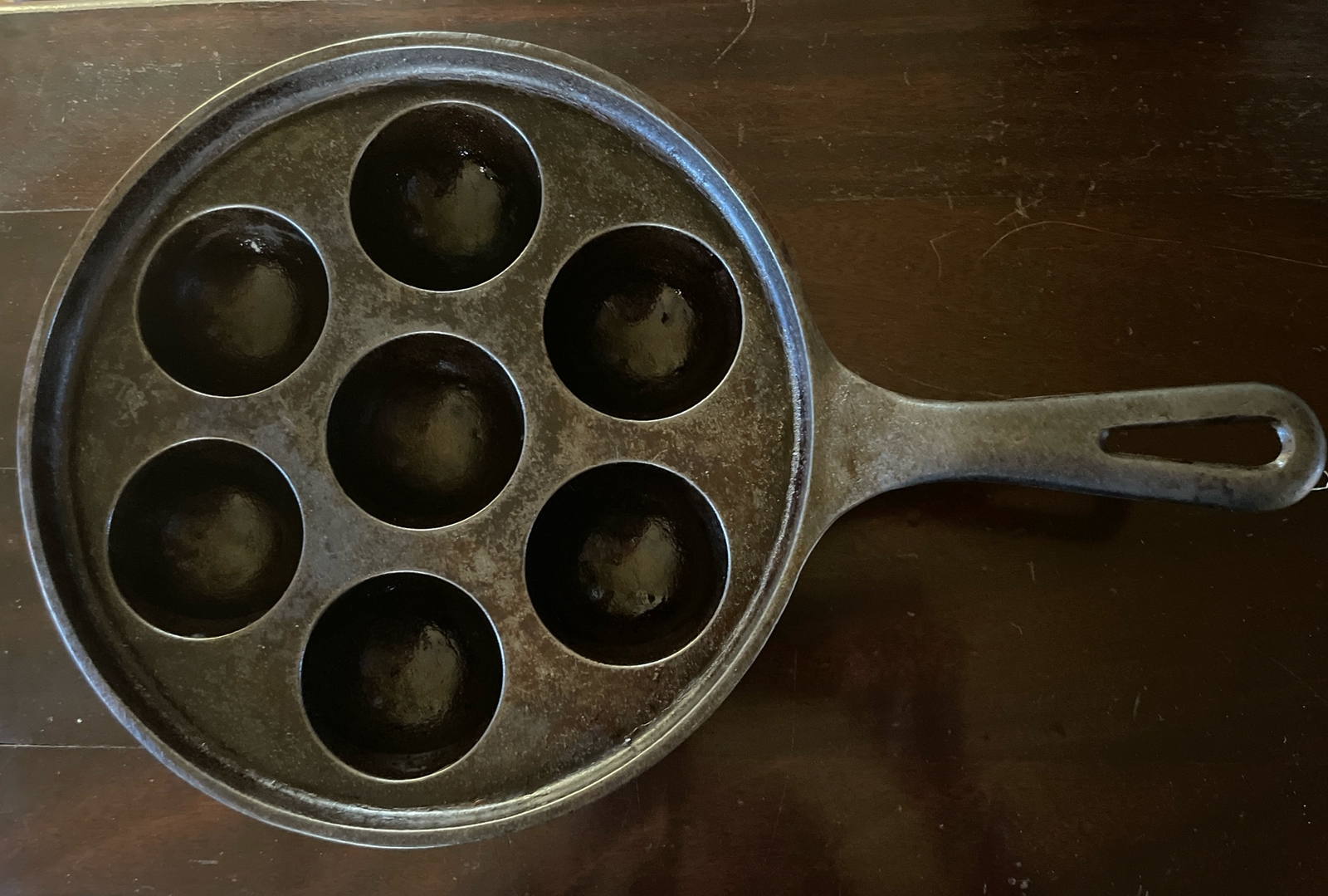 VINTAGE GRISWOLD 962 NO. 32 CAST IRON AEBLESKIVER EGG POACHER PAN