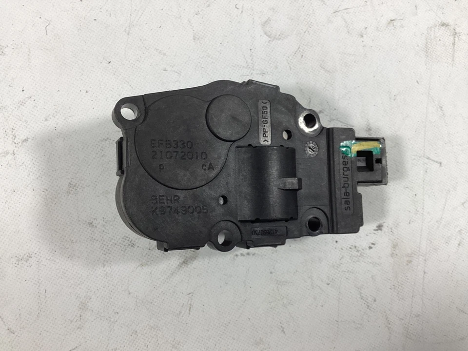 Mercedes-Benz C300 2008-2011 calentador de aire acondicionado aleta actuador paso a paso motor OEM. Foto 2 de 4
