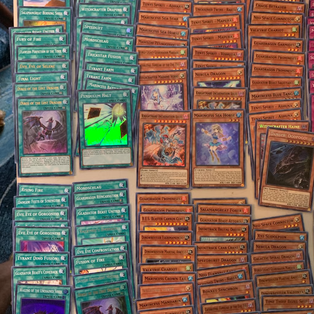 high resolution yugioh cards Yu-Gi-Oh! - 2019 Gold Sarcophagus Tin main image 0