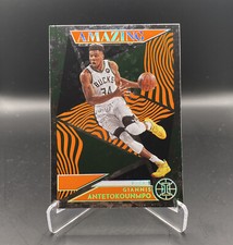 Giannis Antetokounmpo 2021-22 Panini Illusions Orange AMAZING Insert #7